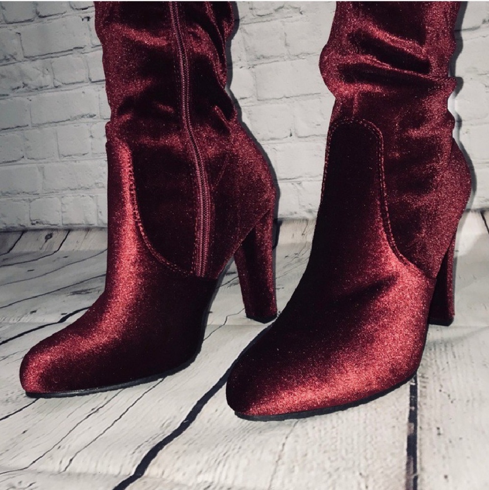 *Last One* Over The Knee Boots In Wine - Picture 3 of 3